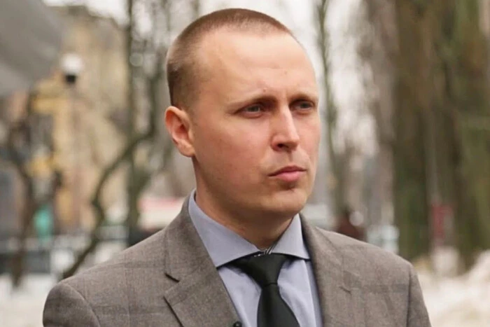 Média: Kluczowy kandydat na stanowisko dyrektora BŚZ ukrył rosyjskie obywatelstwo ojca?