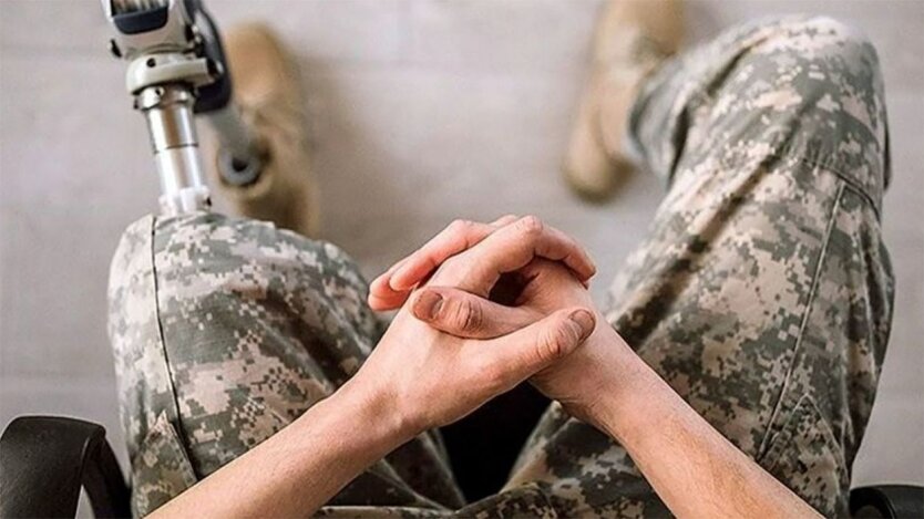 Military personnel and veterans receive free rehabilitation aids