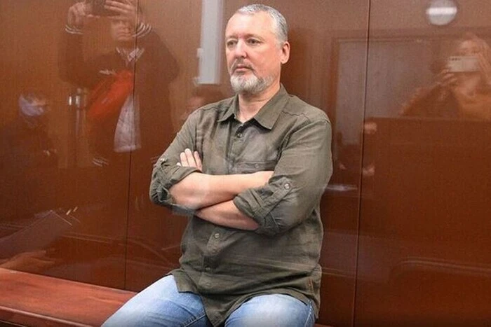 Der Terrorist Girkin hält Putin für einen Idioten