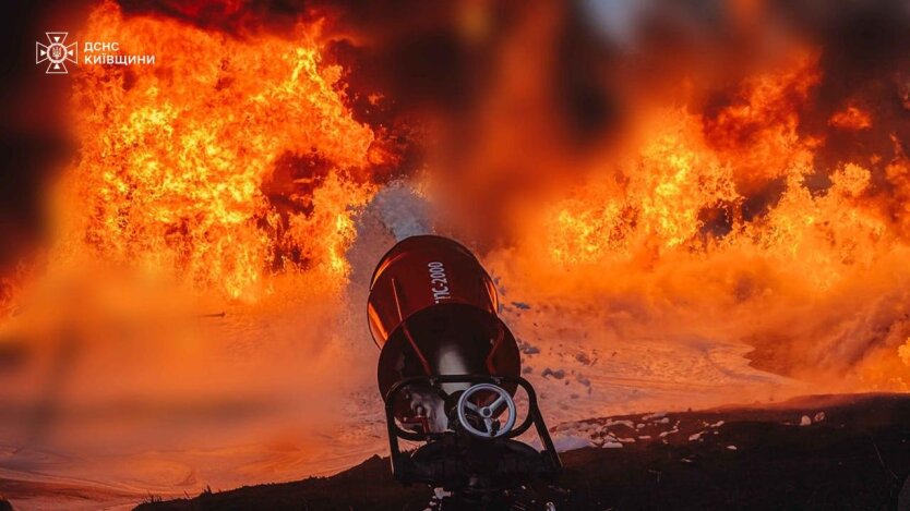 Fire consumed homes, warehouses, and business centers: how Kyiv survived the mass attack on June 10