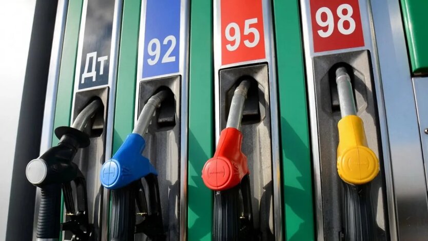 Mixed gasoline and bioethanol create an eco-friendly fuel blend
