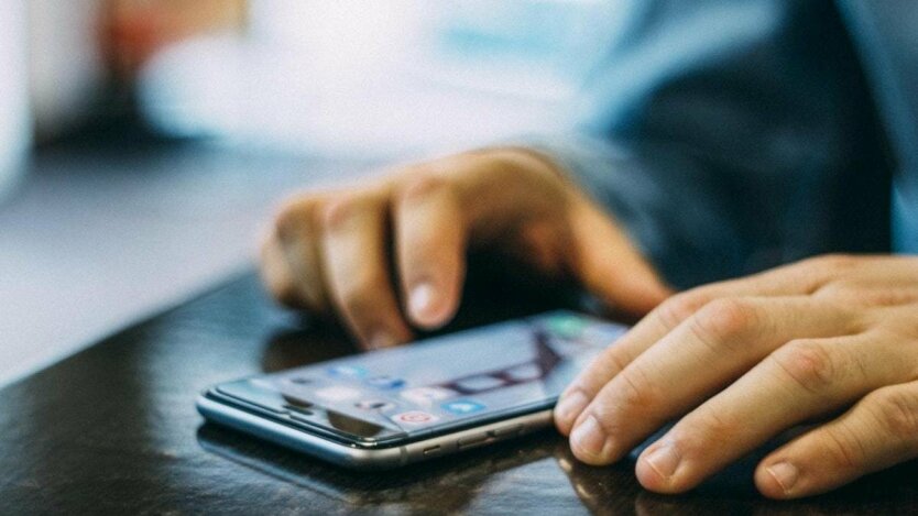 Mobile Communication by Passport: Ukraine Prepares New Rules for All Subscribers