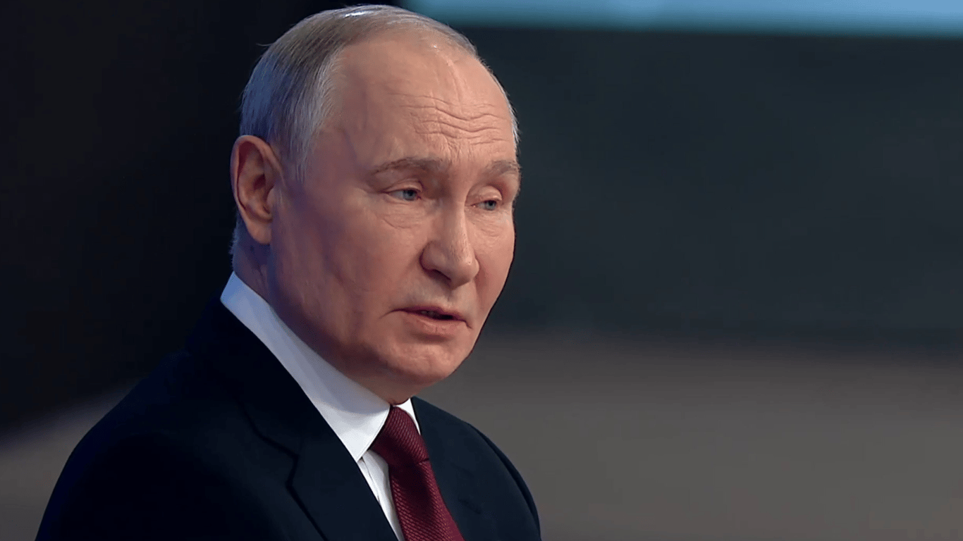 Путін хоче влаштувати цифрову кабалу для іноземців