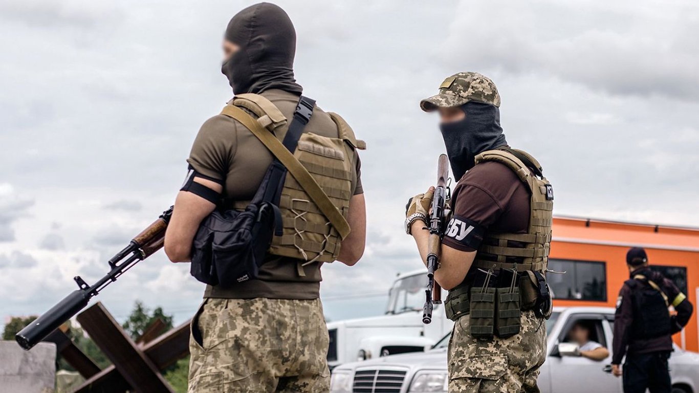 Сотрудник СБУ разгласил государственную тайну — что решил суд