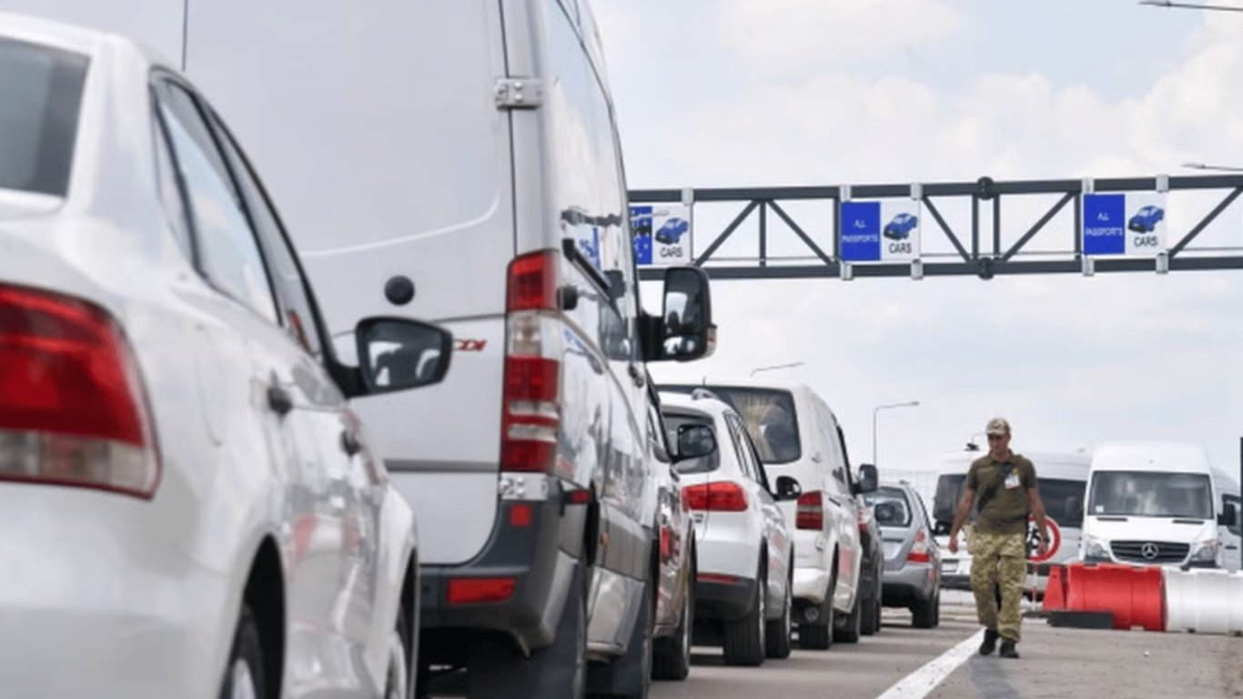 Kolejki na granicy — gdzie dzisiaj mogą wystąpić zatory
